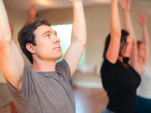 25 Free yoga classes included in yoga teacher training